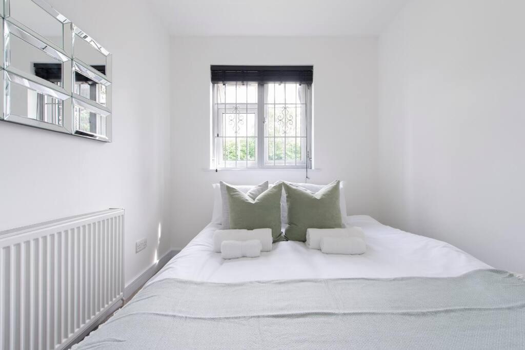 2 Bedroom Modern Urban Sanctuary 1Cc - Cherrydeal London Eksteriør bilde